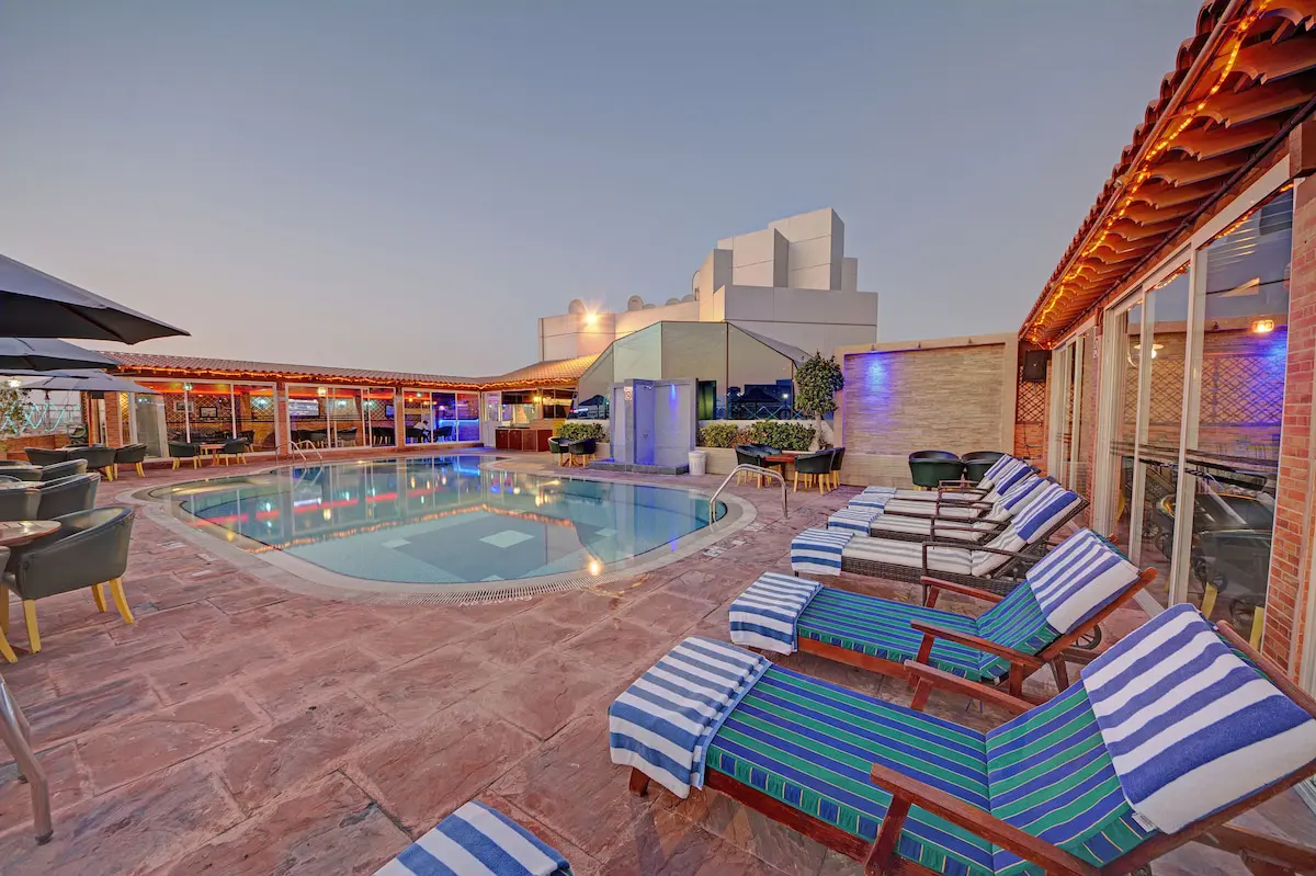 استخر سرباز هتل فورچون گرند دبی